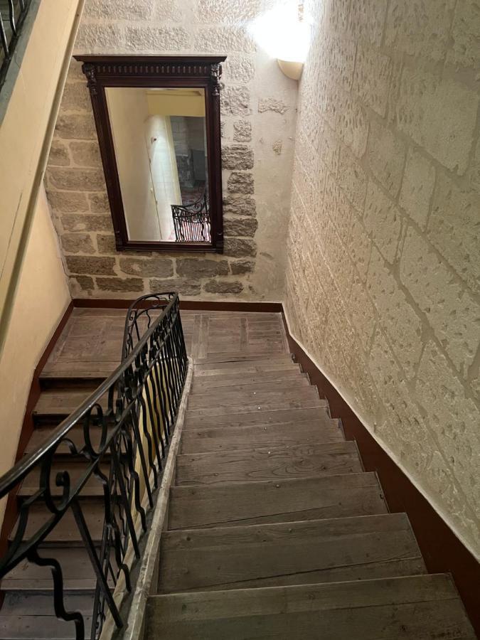 La Charmante Du Palais 2 Avignon